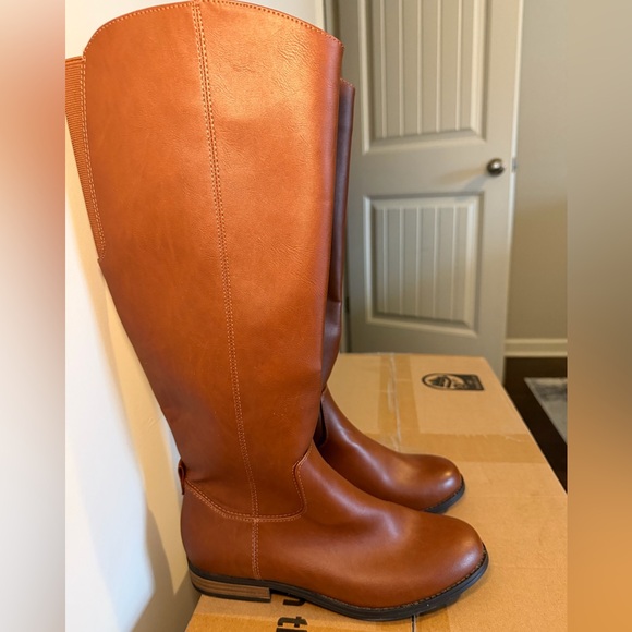 Brown Over the Knee Boots - Picture 2 of 4